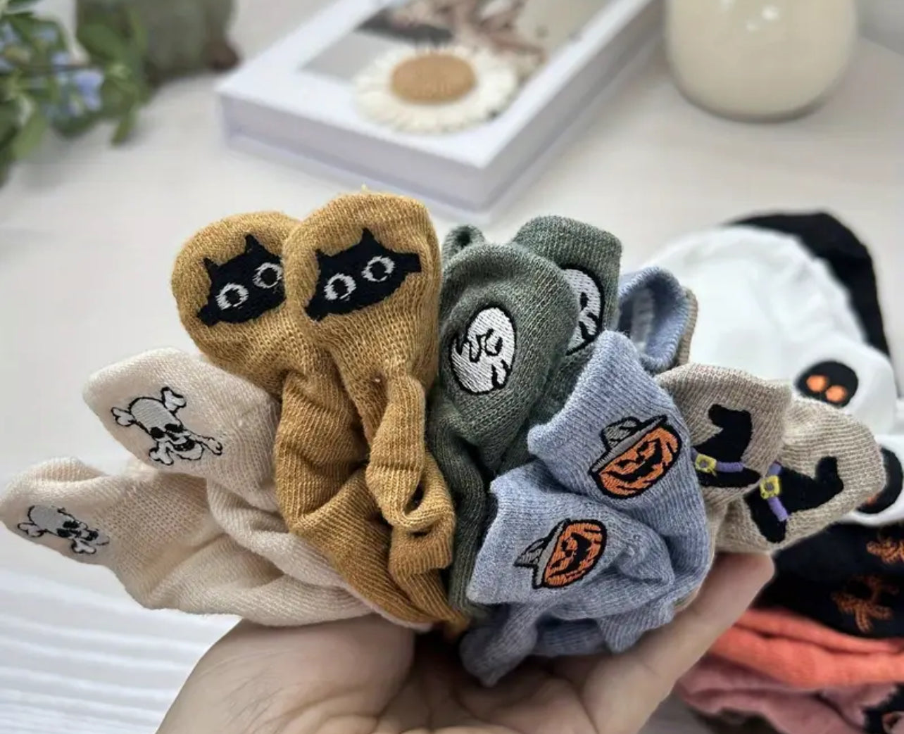 Spooky Season No-Show Socks