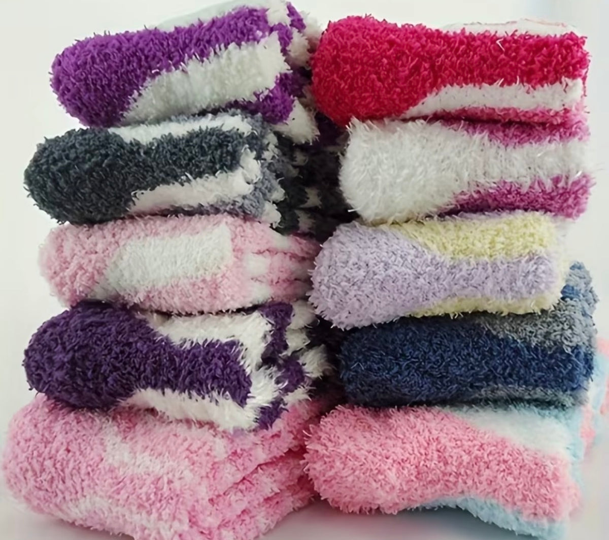 Happy Feet Fuzzy Cloud Socks