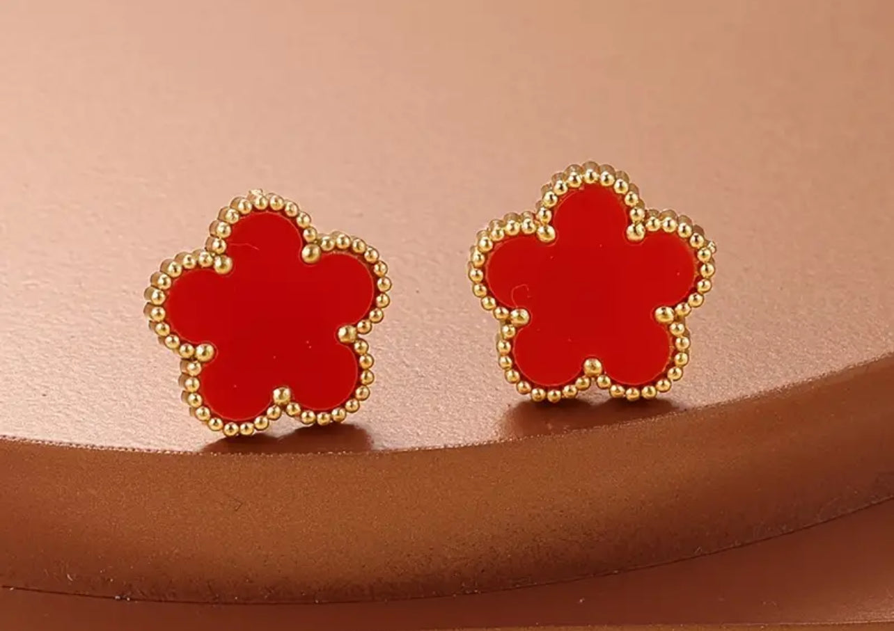 Clover Earring Set