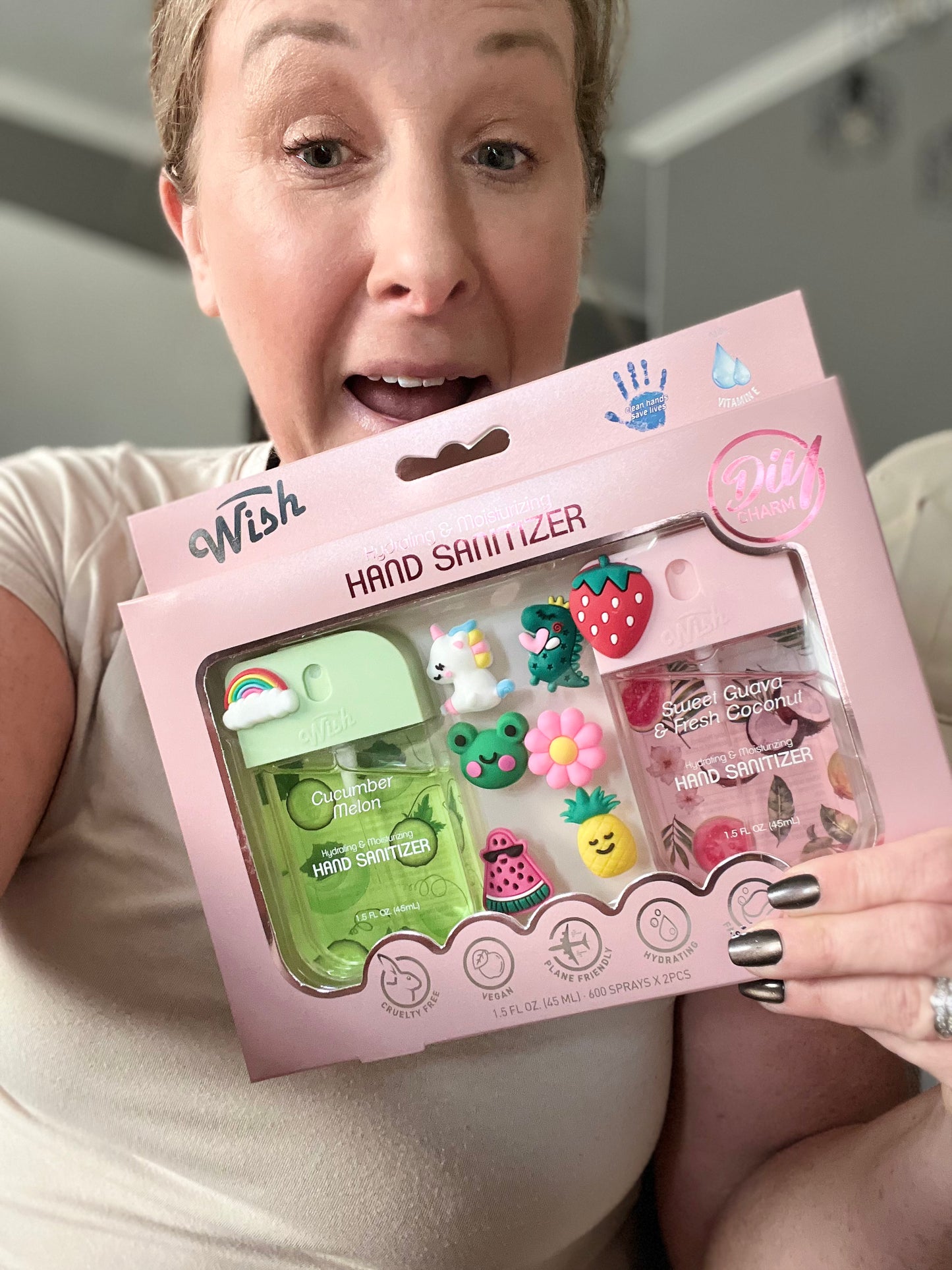 Sani & Friends Gift Box