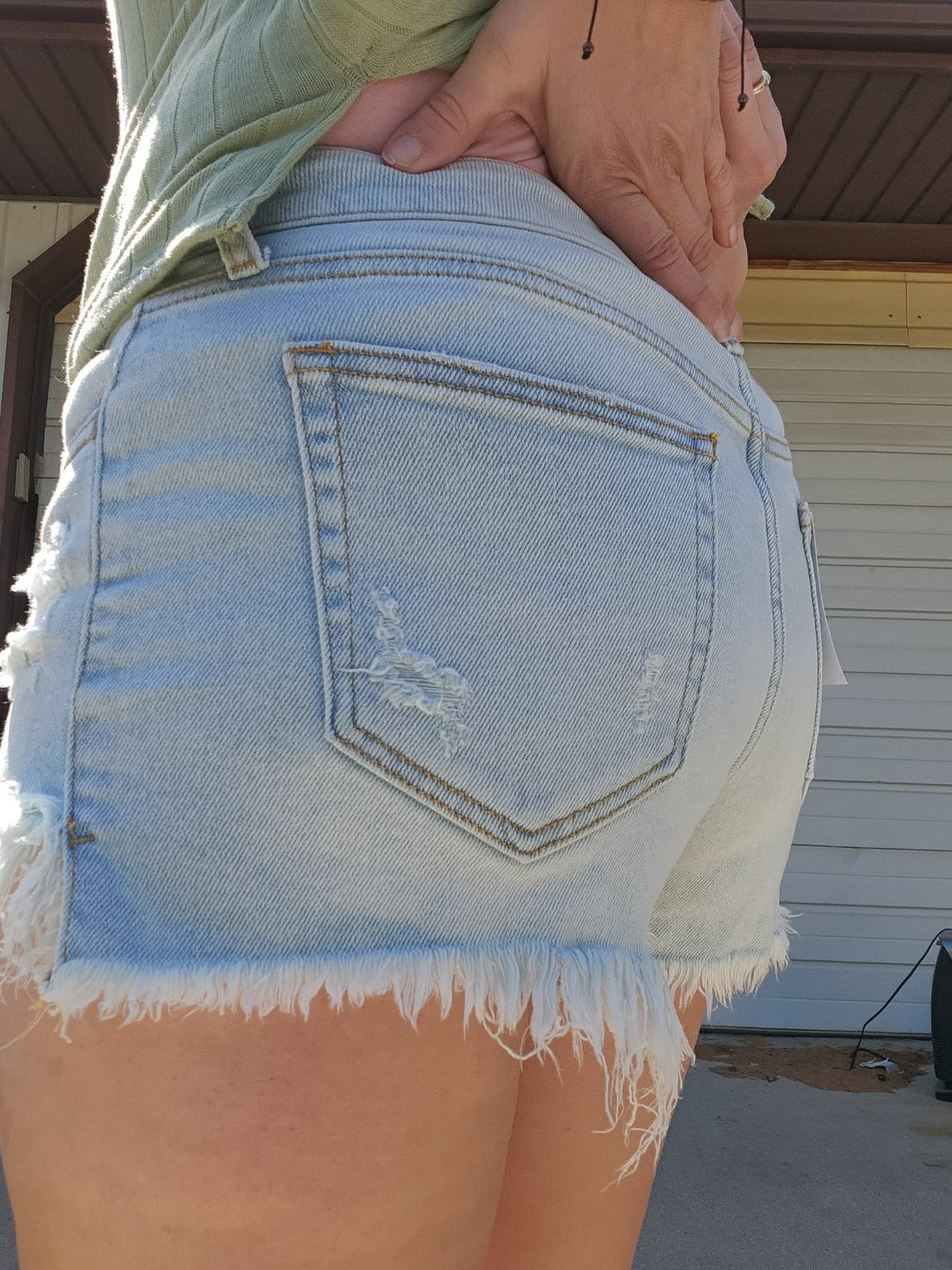 Running Wild Cello Frey Hem Short