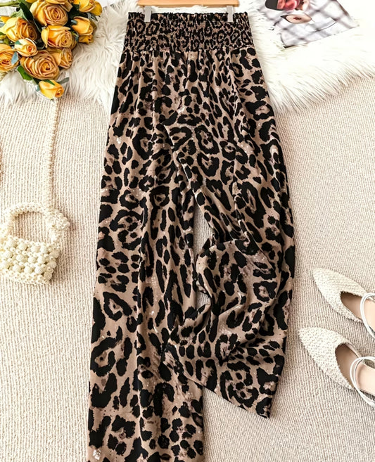 Welcome to the Jungle Wide-leg Leopard pant