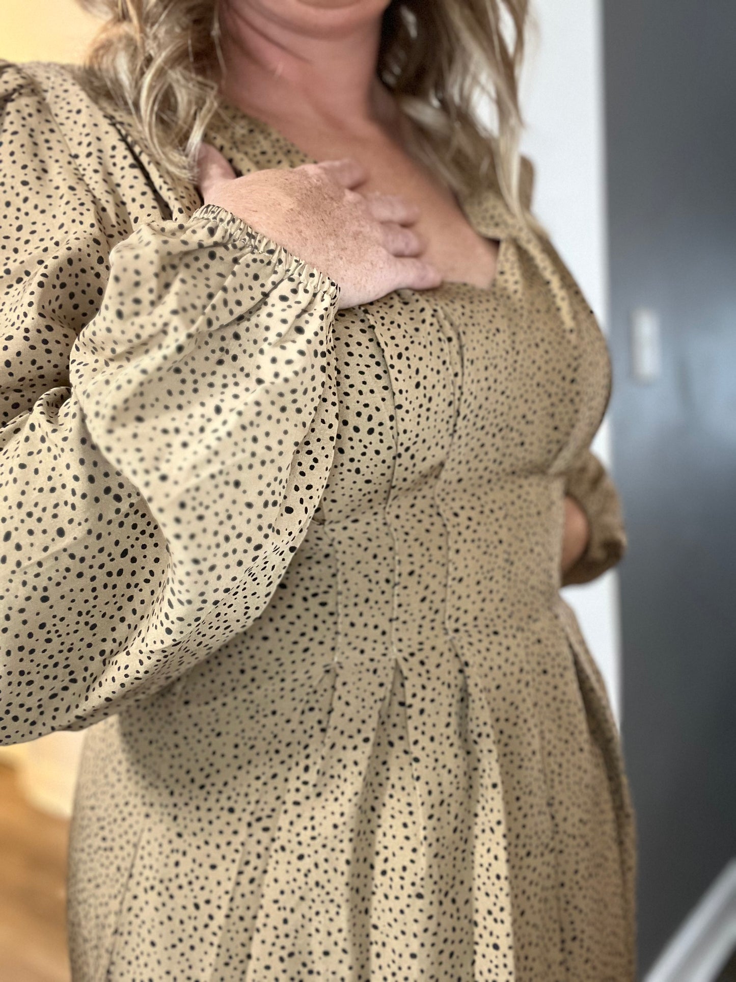 Loose Sleeve Mid-length Leopard Dress