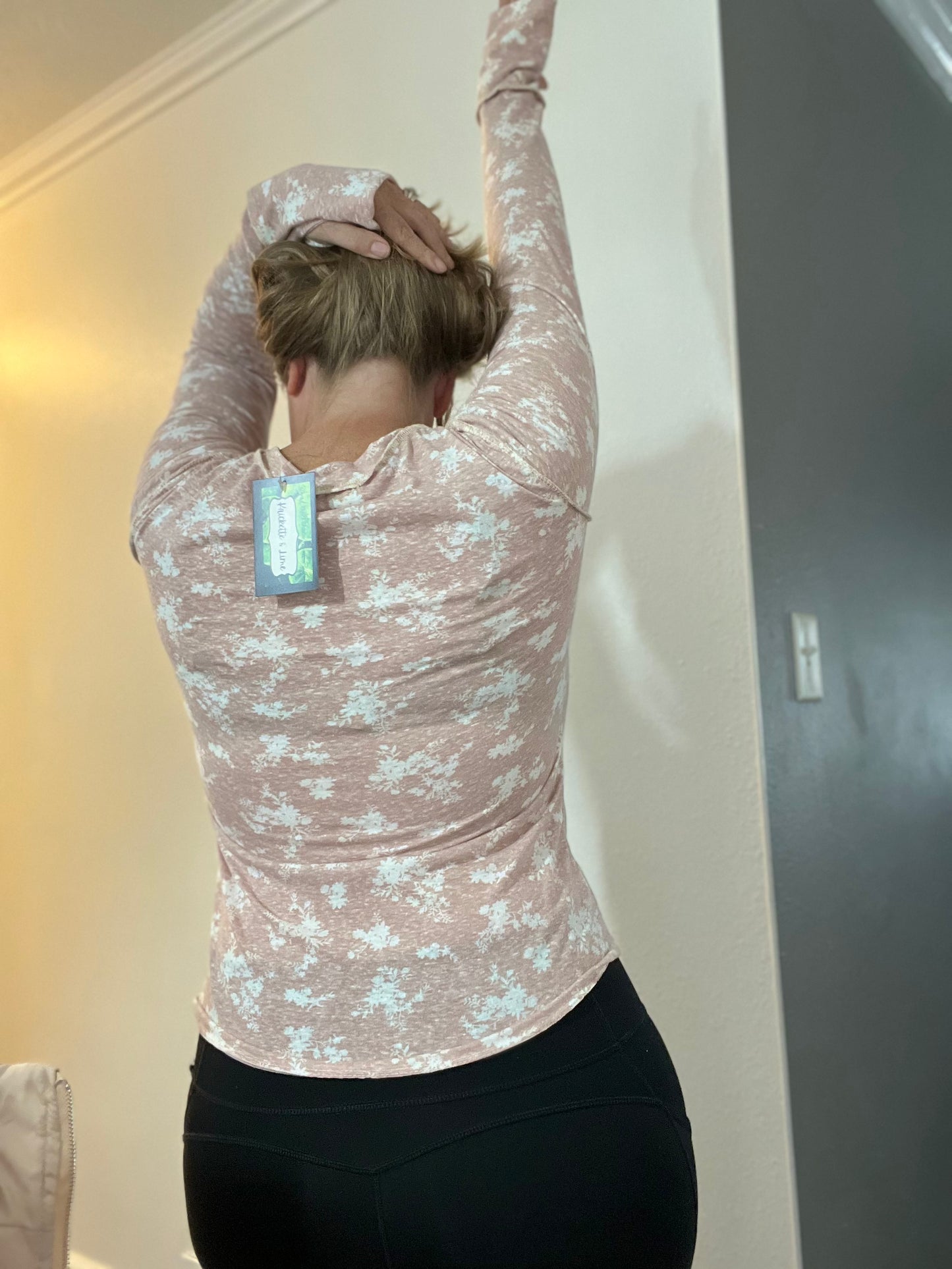 Thumb Hole Fitted Tee