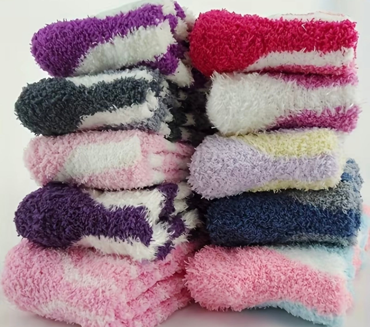 Happy Feet Fuzzy Cloud Socks