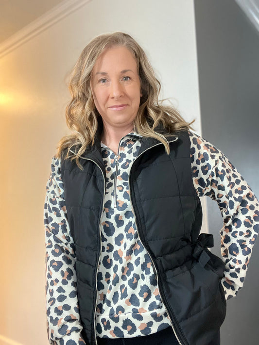 Chic Quilted Puffer Vest with Side Tie Detail￼