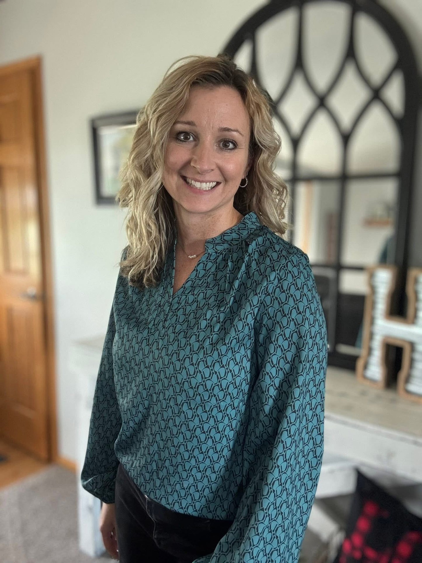 Long Sleeve Geometric Print Blouse
